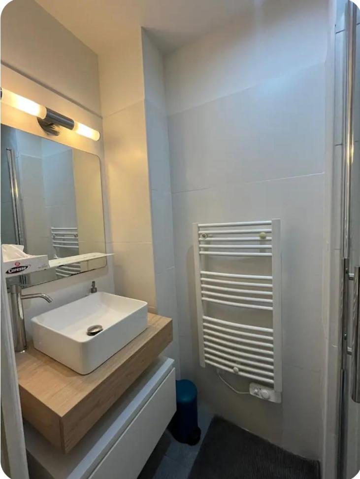 Leilighet Free Parking! 3 Pieces Calme Proche Port & Centre Nice